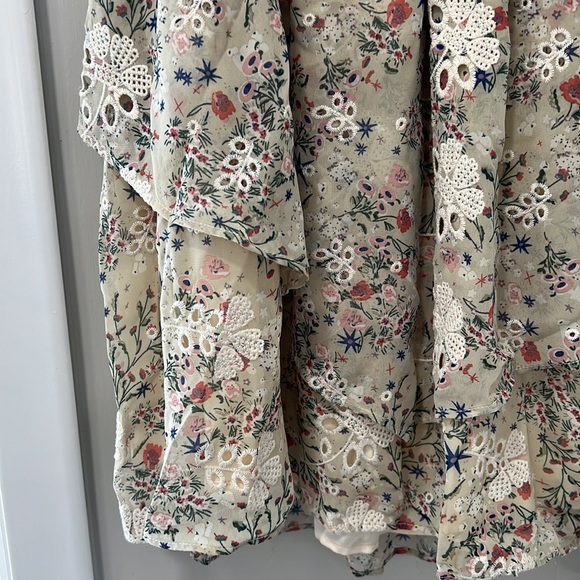 Tularosa Blanche Dress in Cream Jasmine floral - Picture 4 of 9